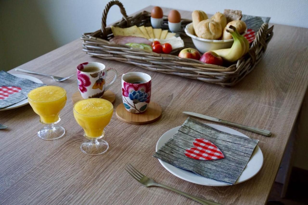 B & B De Gouwe Plek Hoogwoud エクステリア 写真